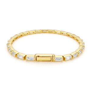 Bracelet tennis en moissanite taille baguette or blanc, serti en canal, classique, pour femme, bijou géométrique pour le quotidien - Product Image 2