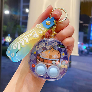 Nuevo Diseño Llavero de Plástico con Máquina de Agua de Capibara Unicornio Jugando al Baloncesto, Juguete Líquido, Regalo - Product Image 5
