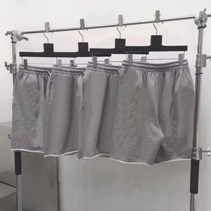 Top qualité poids lourd 100% coton bouffée impression Streetwear décontracté larmes Shorts pantalons hommes pantalons de survêtement Denimes Shorts pour hommes - Product Image 2