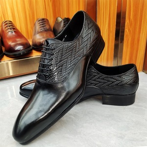 Chaussures de soirée légères XuanWu 2026 Brook en cuir gaufré pour homme, grande taille, bout rond, à enfiler, semelle extérieure en caoutchouc, collection automne - Product Image 2
