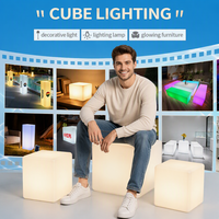 Meubles de bar d'extérieur modernes à LED lumineux, table basse et chaises lumineuses réglables en 16 couleurs pour hôtel, patio, fêtes et événements