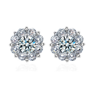 Juego de Joyería de Plata S925 con Diseño de Copo de Nieve, Zafiro de 0.5ct VVS GRA, Moissanita, Aretes, Collar y Anillos de Diamantes para Mujer - Product Image 3