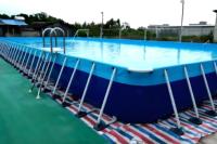 Piscine gonflable commerciale en PVC avec structure en acier inoxydable, piscine mobile en PVC