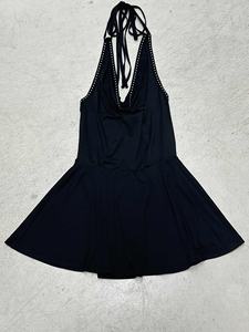 Robe mini sexy unie à col halter en V profond pour femme, ornée de clous et de dentelle, coupe trapèze, style Y2K, tenue de club et de soirée - Product Image 2