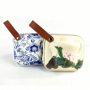 Ensemble de tasses à thé de voyage de style chinois, étui à thé en EVA avec fermeture éclair, étanche en PU, résistant pour le café et le thé, théière en porcelaine durable - Product Image 1