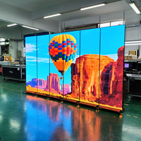 Panneau d'affichage à LED 4g Wifi vidéo numérique intérieur publicité sur pied Led poster display P2.5 Mobile Led poster écran