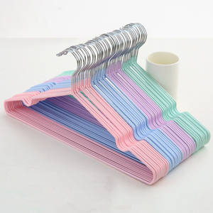 Cintres à vêtements en plastique, type crochet rectangulaire, sans marques, pour adultes et enfants, organisateur de rangement domestique, cintre à manteaux - Product Image 4