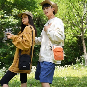 กระเป๋าไค โบกระเป๋าสะพายข้าง สีส้ม น้ำหนักเบา สำหรับเดินทางกลางแจ้ง กระเป๋าคาดหน้าอกสำหรับผู้ชาย - Product Image 4