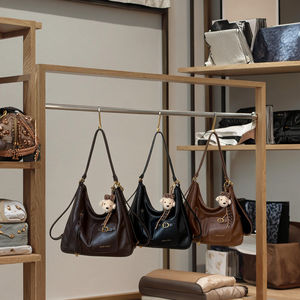 Bolso de Hombro Portátil de Cuero PU Suave Extra Grande con Cremallera y Correa Única, Colección Vintage 2025, Moda Femenina, Oferta de <span class=keywords><strong>Black</strong></span> <span class=keywords><strong>Friday</strong></span> y Navidad - Product Image 1