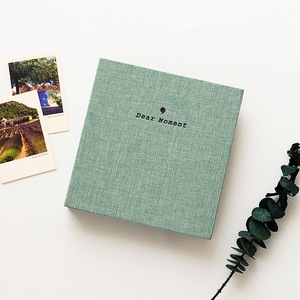 Elegante Álbum de Fotos con Cubierta de PVC y Bolsillos Universales para Guardar Fotos Polaroid Mini y Boletos de Cine - Product Image 1