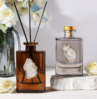 Diffuseur de parfum d'ambiance élégant de 180 ml style hôtelier avec bâtonnets en rotin, logo personnalisé pour salle de bain et chambre à coucher