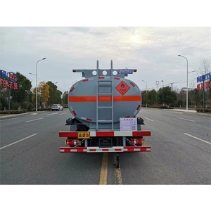 Camión Cisterna de Servicio Pesado de 6 Ruedas para Transporte de Combustible y Petróleo - Precio - Product Image 5