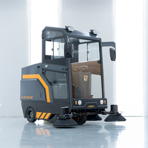 New Chancee CG-SP 190/180 Ride-On Self-Propelled <b>Floor</b> & Road <b>Clean</b> With 48V Battery <b>Floor</b> Sweeper - Product Image 2