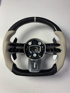 <span class=keywords><strong>Volante</strong></span> Deportivo de Cuero y Fibra de Carbono para Mercedes-Benz W220 (3/4 Radios) para W204-W223 A45/E63/GLE/GLS/GT/G63 4MATIC - Product Image 1