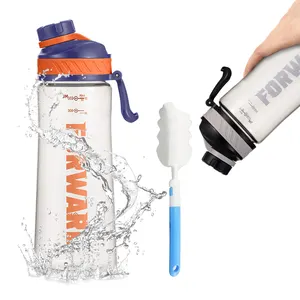 زجاجة مياه رياضية بلاستيكية عملاقة ذات سعة كبيرة جديدة لعام 2024
