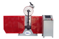 Machine d'essai d'impact sur métal Charpy à écran tactile, design classique, 300J / 150J
