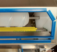 Best Verkopende Automatische Kwartel Eierschiller Middelgrote Machine Voor Het Schillen Van Gekookte Kwarteleitjes Voor Bakkerijen En Wijnmakerijen