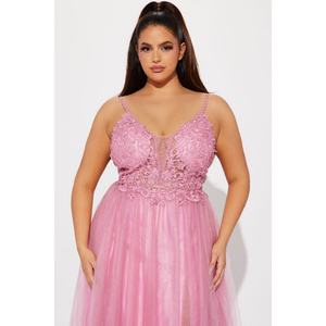 Robe longue de soirée élégante et sexy pour femme, style personnalisé d'usine OEM, avec bonnets de soutien-gorge ornés et fines bretelles à fente haute - Product Image 1
