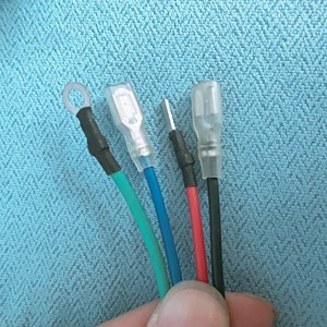 มอเตอร์กลางแจ้งของเครื่องปรับอากาศไฮเซ่นส์ 1351995A 30W อะไหล่ทดแทนสำหรับรุ่นเคลอน - Product Image 1