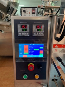 Machine à emballer automatique <span class=keywords><strong>de</strong></span> <span class=keywords><strong>sucre</strong></span> <span class=keywords><strong>de</strong></span> doigt <span class=keywords><strong>de</strong></span> paquet <span class=keywords><strong>de</strong></span> <span class=keywords><strong>bâton</strong></span> vffs - Product Image 3