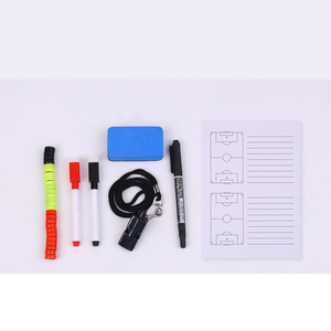 Tableau Tactique de Football en Cuir PU Pliable et Portable avec Stylo, Facile à Nettoyer - Product Image 5