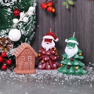 Molde de Silicona 3D para Velas con Forma de Camión Transportando Árboles de Navidad, Hermoso Molde de Jabón con Forma de Chimenea para Decoración Navideña y del Hogar - Product Image 2
