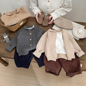 Vêtements pour enfants coréens du début du printemps, <span class=keywords><strong>pull</strong></span> pour enfants, printemps/automne, cardigan en acrylique tricoté rétro uni pour bébé garçon, nourrisson - Product Image 2