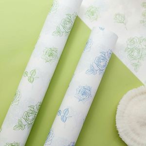 Papier de Soie Double Face Enduit PE Haut de Gamme Écologique et Imperméable Série Style Rich Art pour Emballage de Bouquets - Idéal pour Fleuristes - Product Image 3
