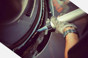 ไม่มีปรากฏการณ์ Sag ภายในเครื่องซีลยูรีเทนขนาด30มม. สำหรับกระจกหน้ารถและกระจกด้านข้างของรถยนต์ - Product Image 3