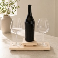 Rustikales Holz-Whiskey-Serviertablett mit Erhöhtem Flaschenhalter, 2-stufiger L-förmiger Präsentationsständer für Hausbar-Theke