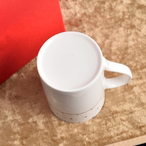 Creative Palace Retro Home Office Ceramic Mug for Gift Giving Large Capacity Reusable Ceramic Milk Tea Water <b>Cup</b> - Product Image 2