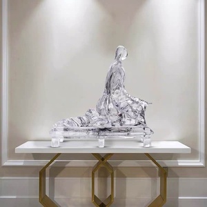 Sculpture transparente d'extérieur en résine cristalline platine, statue créative de la déesse Vénus, ornement artistique personnalisé, fabriqué en Chine - Product Image 2