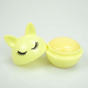 Venta al por mayor de bálsamo labial personalizado hidratante labios forma de unicornio color niños sonrisas bola redonda contenedores niños bálsamo labial - Product Image 3
