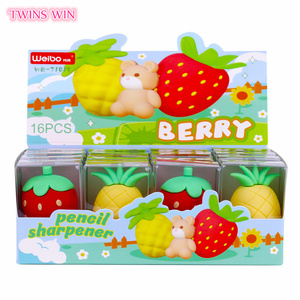 Sacapuntas de piña y fresa Manual de dibujos animados Mini Sacapuntas de frutas 366 - Product Image 3