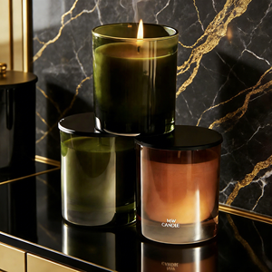 Bougie parfumée de luxe MW CANDLE en cire de soja, dans un bocal en verre, aromathérapie, décoration d'intérieur, parfum floral végétal, forme cylindrique - Product Image 1