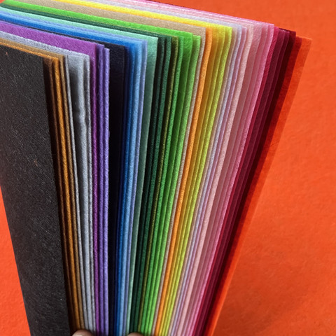 Colored 1mm 40-color 100% Polypropylene Heavyweight Non-woven Fabric Kindergarten DIY Craft Material Felt Cloth Children's Craft