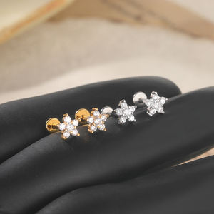 RVS Intern Schroefdraad 16G <span class=keywords><strong>Labret</strong></span> Studs Lip Piercing Kraakbeen Oorknopjes Body Piercing Sieraden Met Zirkoon - Product Image 6