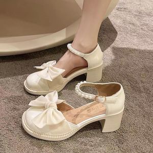 Chaussures pour femmes, nouveau style d'été, talons hauts blancs en cuir PU, chaussures de princesse pour femmes - Product Image 1