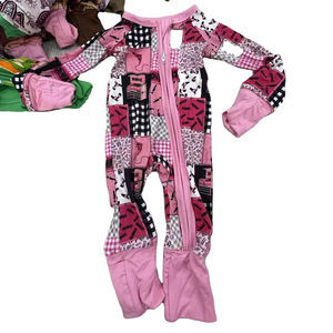 Детские комбинезоны-слипы на молнии из бамбуковой ткани с индивидуальным принтом, 200-220 г/м², осенние, для новорожденных и малышей - Product Image 1