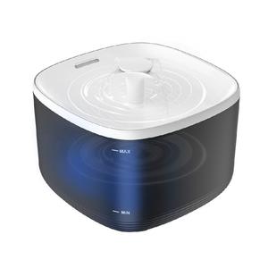 Fontaine à eau pour chat ovale blanche avec transparence noire 700g, filtre détachable pour chats - Product Image 2