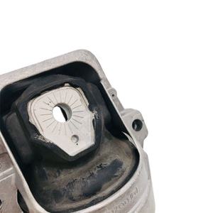 8R0199381 8R0199382 8R0199381 Pièces de moteur Support moteur côté droit pour Audi - Product Image 3