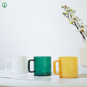 أكواب ماء ملونة مخصصة غسالة صحون متوفرة في مج قهوة بمقبض مربع - Product Image 3