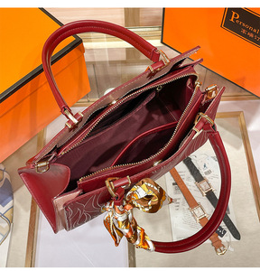 New Fashion Designer Crossbody Bags High Quality PU <b>Leather</b> Shoulder Messenger Bag Casual Totes Luxury Women Handbags and <b>Purses</b> - Product Image 6