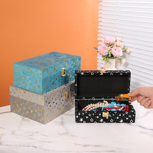 Boîte de rangement en velours en forme d'étoile Master Gu, noir nébuleuse, petite boîte de rangement pour bijoux, boîte de rangement de bureau - Product Image 1