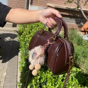 2025流行小众精致手提袋波士顿包单肩包女包 - Product Image 4