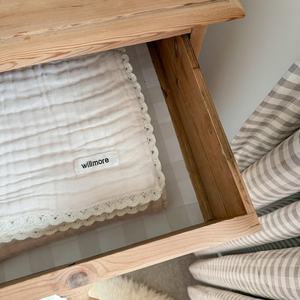 Manta Receptora para Recién Nacido de Color Sólido Personalizada, 110*110cm, 100% Algodón Orgánico Crepé, Transpirable, con Bordes de Encaje, 4 Capas - Product Image 5