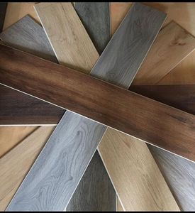 Láminas de Suelo de Vinilo PVC Industriales Resistentes al Fuego, Planchas de Suelo LVT Encajables para Almacenes y Oficinas - Product Image 3