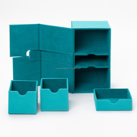 Boîte de rangement pour cartes à collectionner, capacité 200 cartes à pochettes individuelles, double rabat avec 1 dés de rangement et 2 plateaux, DeckBox