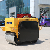 Mini-compacteur routier à double tambour de 600 kg, petit compacteur de sol pour le compactage des routes et des terrains