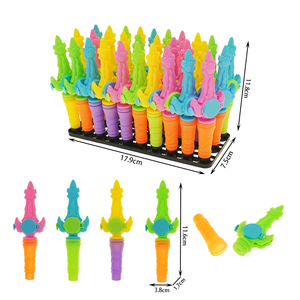 Distributeur de <span class=keywords><strong>bonbons</strong></span> en tube pour enfants, vide, avec jouet, épée, catapulte et soucoupe volante - Product Image 6